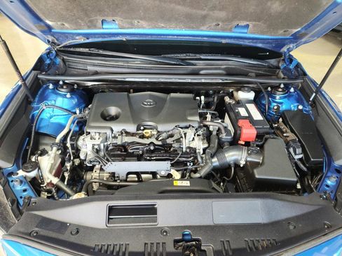Used 2019 Toyota Camry XSE image 42
