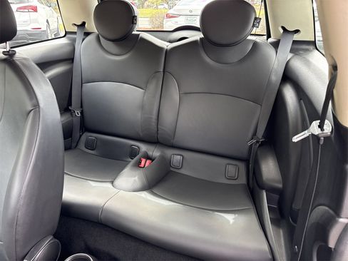 Used 2013 MINI Cooper Hardtop image 11