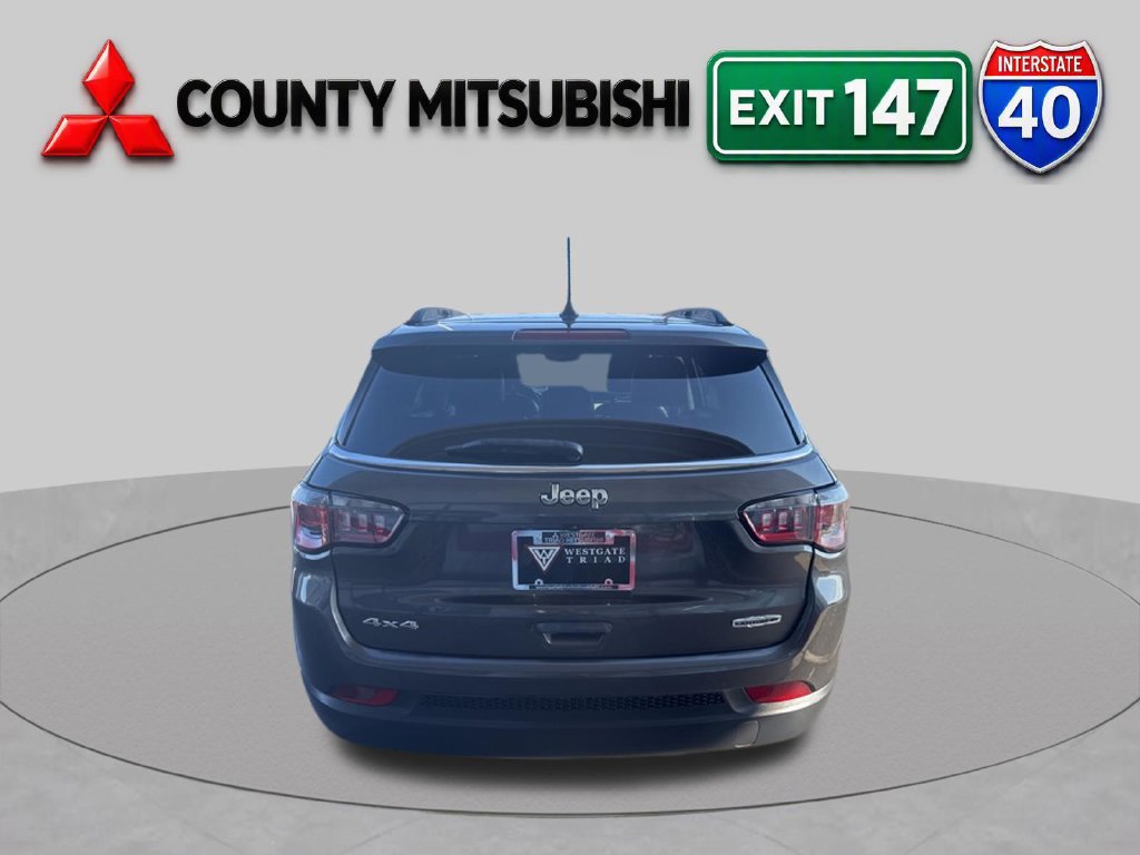 Used 2022 Jeep Compass Latitude AWD/4WD image 9