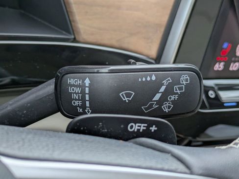 Certified 2026 Volkswagen Atlas SE w/ Panoramic Sunroof Package FWD image 40