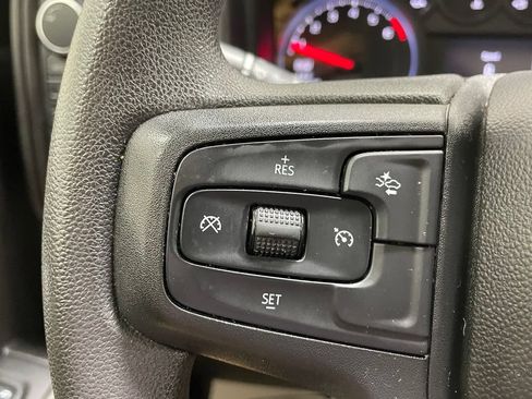 Used 2022 Chevrolet Silverado 1500 Custom AWD/4WD image 23