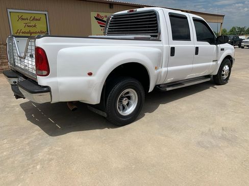 Used 2001 Ford F350 XLT RWD image 2