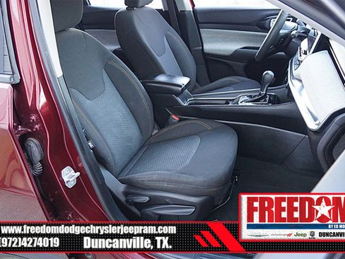 Used 2022 Jeep Compass Sport AWD/4WD image 15