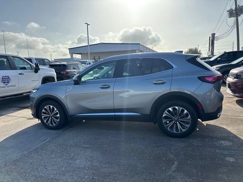 Used 2024 Buick Envision Preferred AWD/4WD image 7