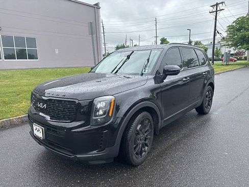 Used 2022 Kia Telluride EX w/ EX Premium Package AWD/4WD image 3