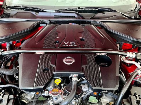 Used 2024 Nissan Z NISMO w/ Floor Mat Package image 9