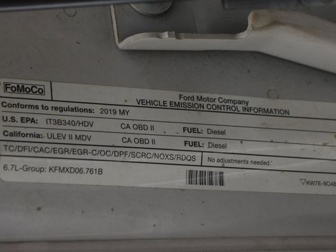 Used 2019 Ford F250 Lariat w/ Chrome Package image 14