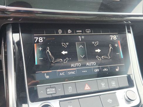 Used 2025 Audi Q7 3.0T Premium Plus AWD/4WD image 18