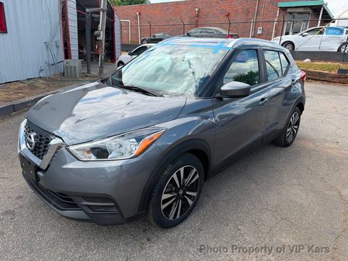 Used 2020 Nissan Kicks SV FWD image 23