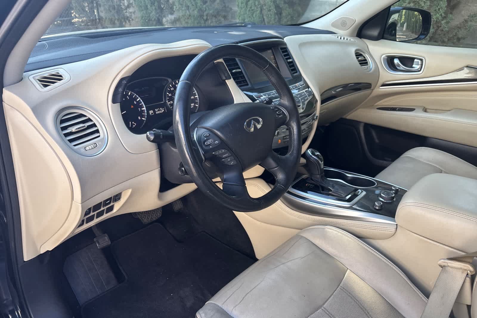 Used 2017 INFINITI QX60 Luxe w/ Premium Plus Package AWD/4WD image 14