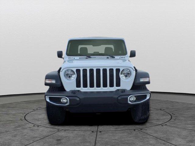 Used 2023 Jeep Gladiator Sport AWD/4WD image 2