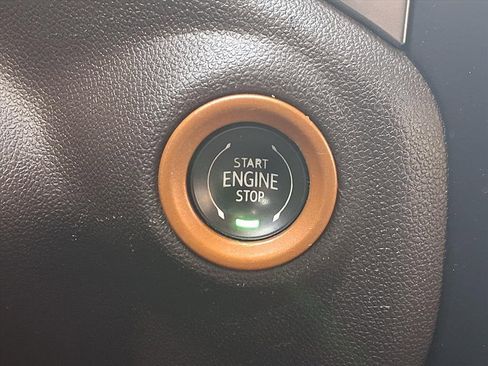 Used 2020 Chevrolet Silverado 1500 RST w/ Texas Edition image 6