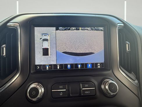 Certified 2020 GMC Sierra 2500 AT4 w/ AT4 Premium Package image 14