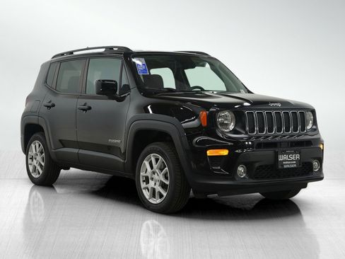 Used 2019 Jeep Renegade Latitude w/ Popular Equipment Group image 7