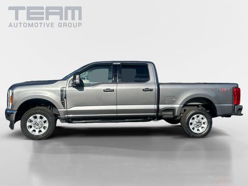 Used 2024 Ford F250 XLT image 4