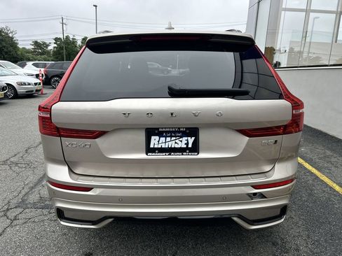 Used 2024 Volvo XC60 B5 Plus w/ Protection Package Premier AWD/4WD image 26