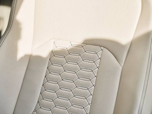 Used 2021 Lamborghini Urus image 41