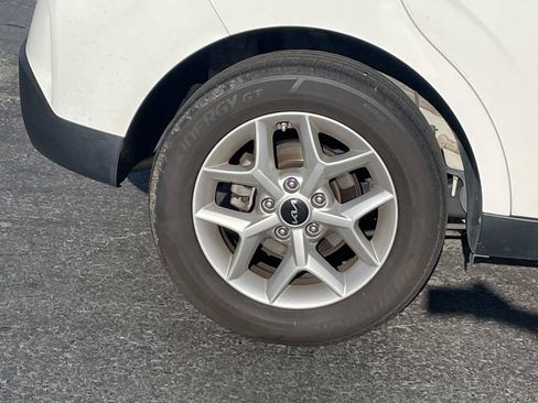Used 2025 Kia Soul S FWD image 9