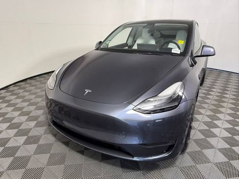 Used 2021 Tesla Model Y Performance AWD/4WD image 2