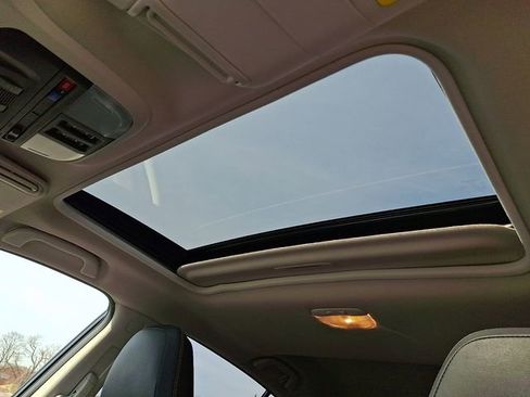 Certified 2023 Subaru Crosstrek 2.5i Limited w/ Moonroof Package AWD/4WD image 15