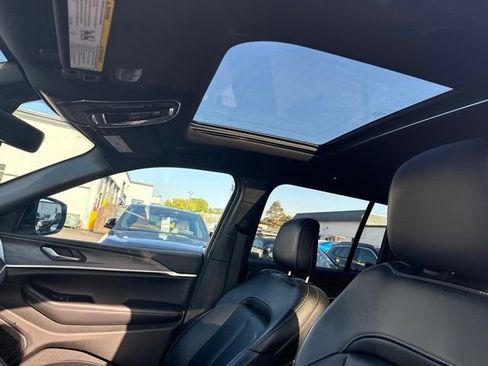 Used 2025 Jeep Grand Cherokee Limited AWD/4WD image 19