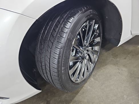 Used 2025 Lexus ES 350 Ultra Luxury image 33