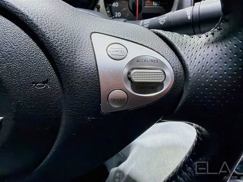 Used 2013 Nissan 370Z Coupe RWD image 14