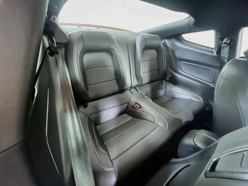 Used 2022 Ford Mustang GT Premium w/ GT Performance Package RWD image 26