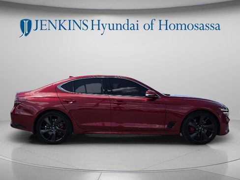 Used 2022 Genesis G70 3.3T RWD image 3