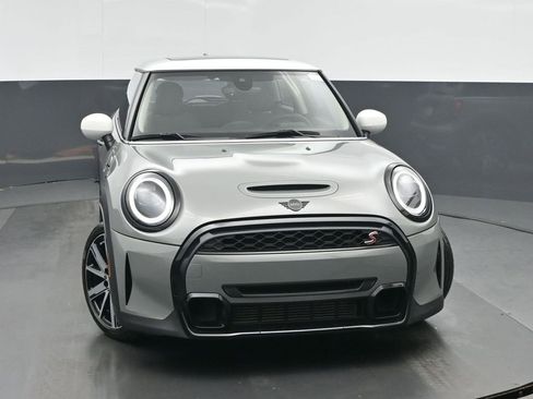 Used 2023 MINI Cooper S w/ Signature Upholstery Package image 8