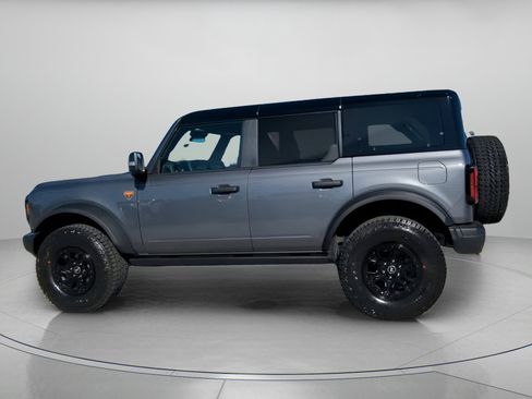 New 2025 Ford Bronco Badlands image 16