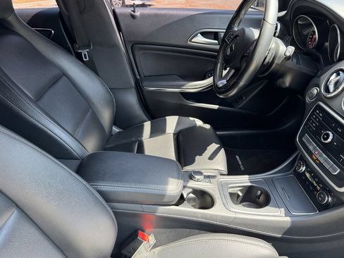 Used 2018 Mercedes-Benz CLA 250 image 8