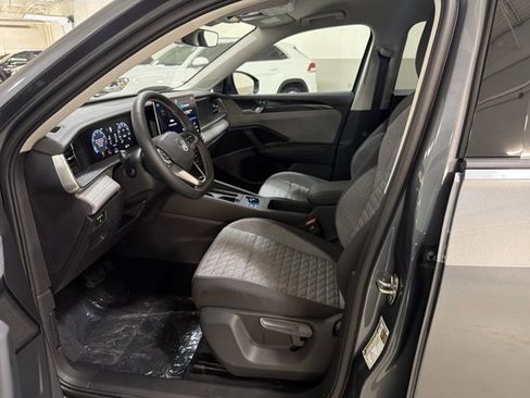 New 2026 Volkswagen Tiguan S FWD image 15