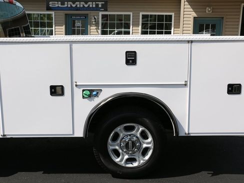Used 2025 Ford F250 XLT w/ F-250 >10K GVWR Package AWD/4WD image 37