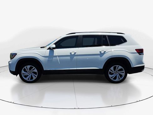 Used 2023 Volkswagen Atlas SE w/ Panoramic Sunroof Package FWD image 6