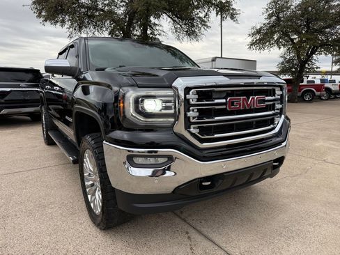 Used 2017 GMC Sierra 1500 SLT image 1