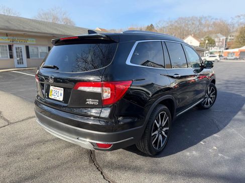 Used 2020 Honda Pilot Touring image 13