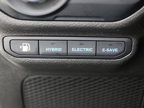 Used 2023 Jeep Wrangler Unlimited w/ Cold Weather Group AWD/4WD image 24