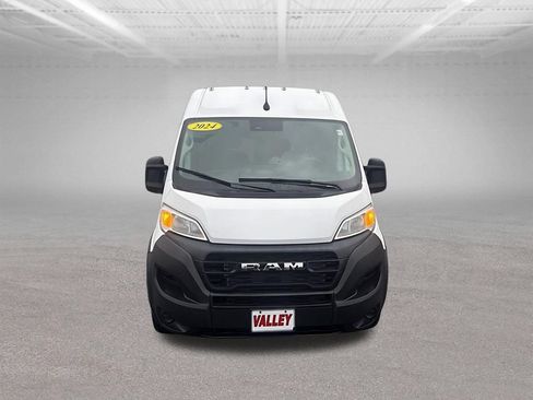Used 2024 RAM ProMaster 2500 FWD image 2