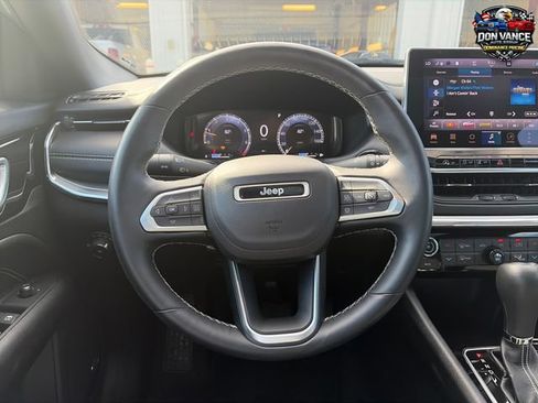 Used 2022 Jeep Compass High Altitude AWD/4WD image 14