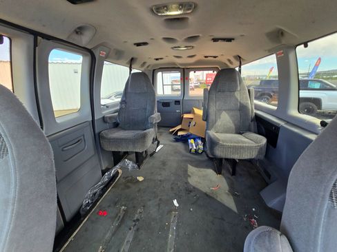 Used 2003 Ford E-350 and Econoline 350 XLT RWD image 8