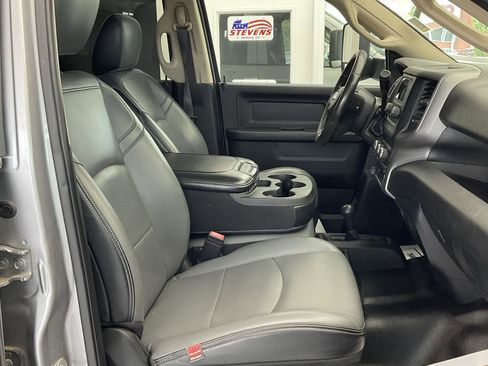 Used 2019 RAM 5500 Tradesman w/ Payload Upgrade Package AWD/4WD image 13