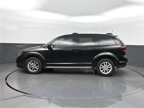 Used 2020 Dodge Journey Crossroad image 2
