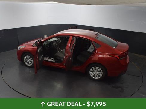 Used 2021 Hyundai Accent SE FWD image 57
