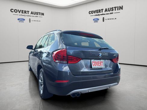 Used 2015 BMW X1 sDrive28i RWD image 2