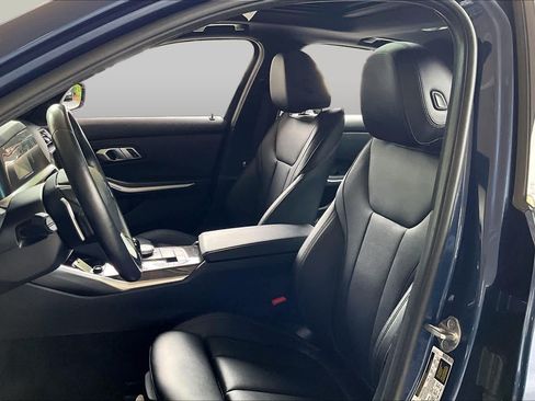 Used 2022 BMW 330i Sedan w/ Premium Package RWD image 8