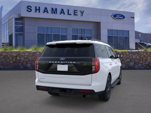 New 2025 Ford Expedition Active image 8