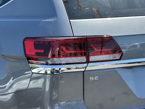 Used 2023 Volkswagen Atlas SE AWD/4WD image 9