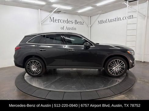 Used 2026 Mercedes-Benz GLC 300 image 9