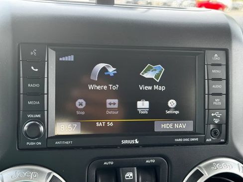 Used 2013 Jeep Wrangler Unlimited Rubicon w/ Connectivity Group AWD/4WD image 27